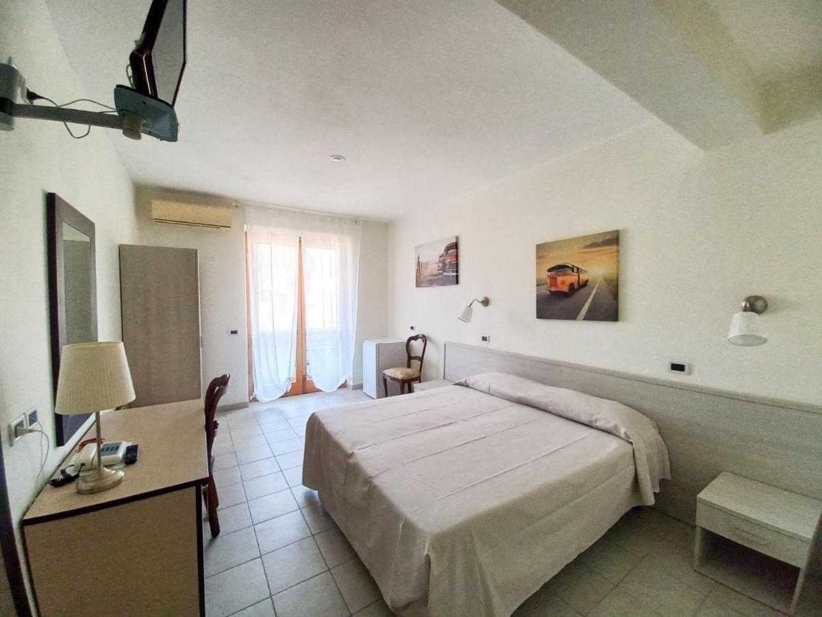 Residence Hotel Villa Mare Portoferraio Exterior photo