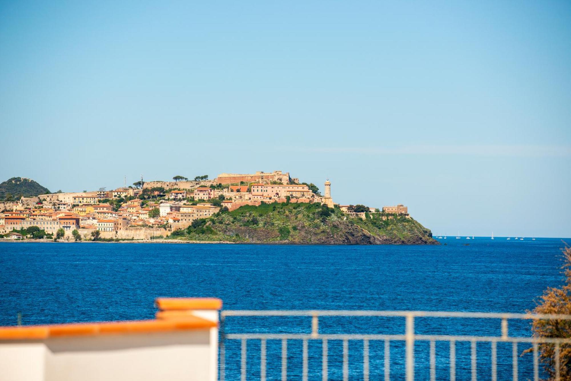 Residence Hotel Villa Mare Portoferraio Exterior photo