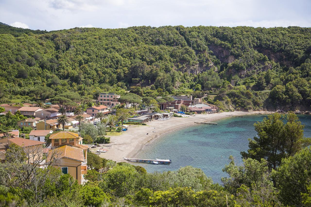 Residence Hotel Villa Mare Portoferraio Exterior photo
