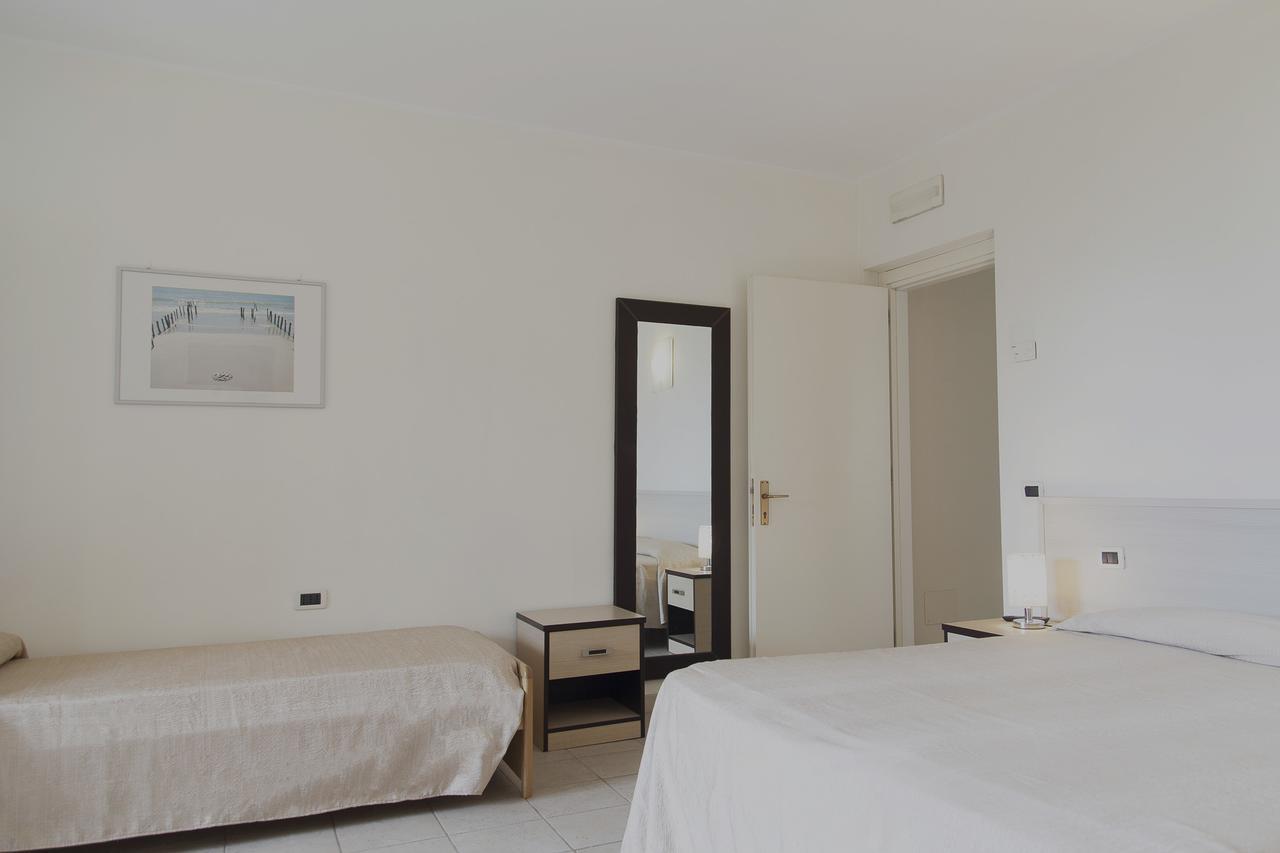 Residence Hotel Villa Mare Portoferraio Exterior photo